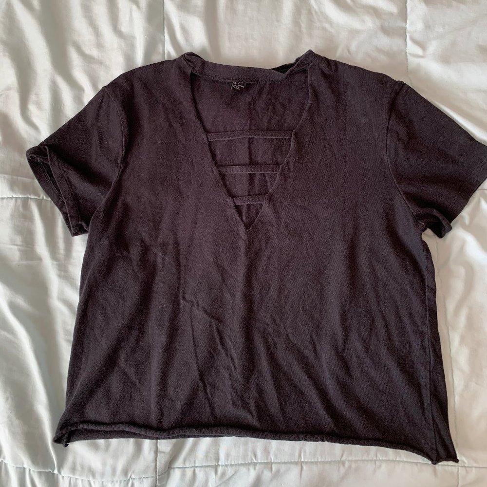 Forever 21 Ladder Choker T-shirt